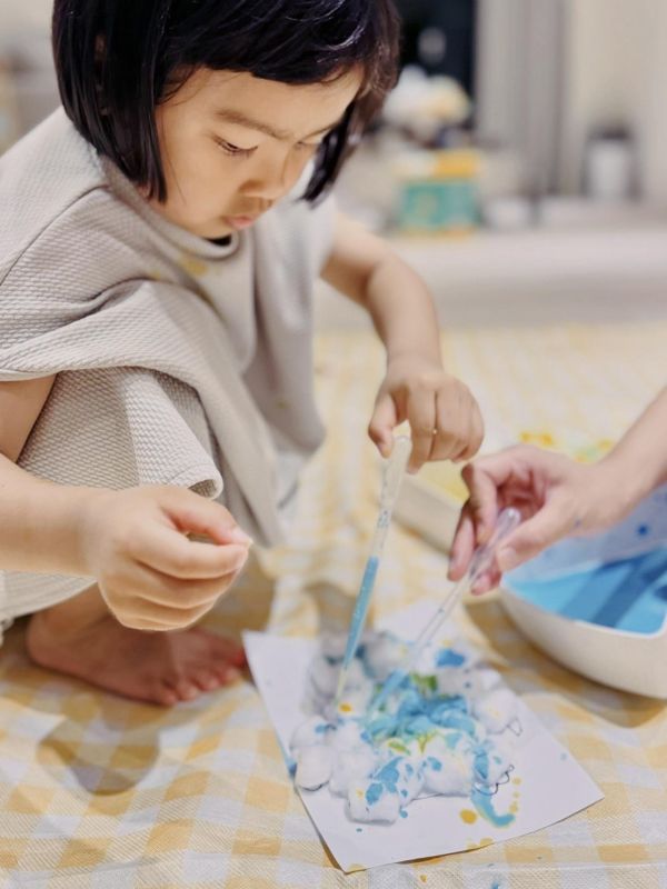 7月_五感探索親子課｜小企鵝搭飛機 