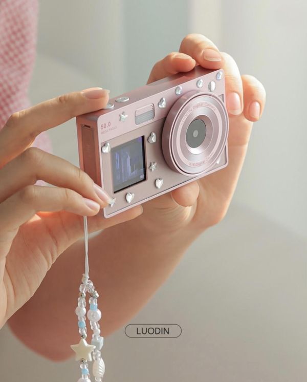Mar.韓國連線 ꒰  LUODIN Y2K 復古雙鏡頭數位相機 