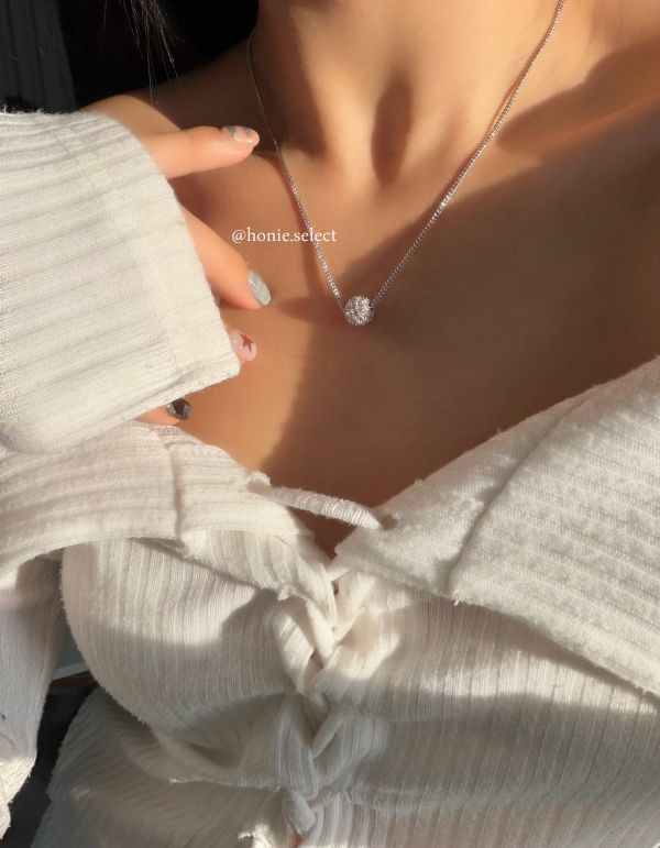 GIVENCHY 紀梵希許願球項鍊 美國年末限時特價 