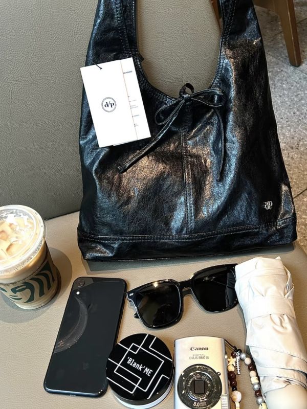 Depound爆款Hobo托特包 