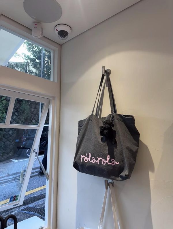 Mar.韓國連線 ꒰  Rolarola 帆布袋 張員瑛代言 