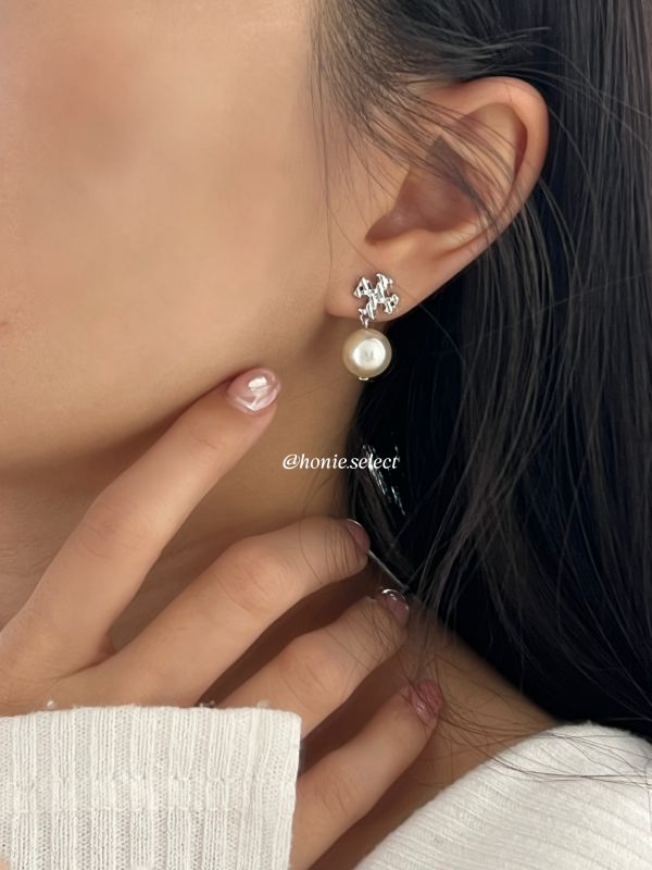 Tory Burch 吊墜十字珍珠耳環 針式耳環 