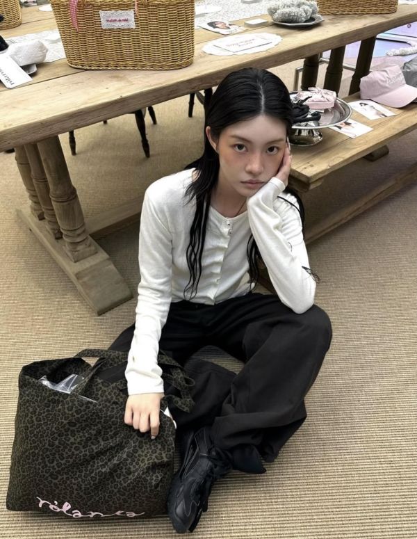 Mar.韓國連線 ꒰  Rolarola 帆布袋 張員瑛代言 