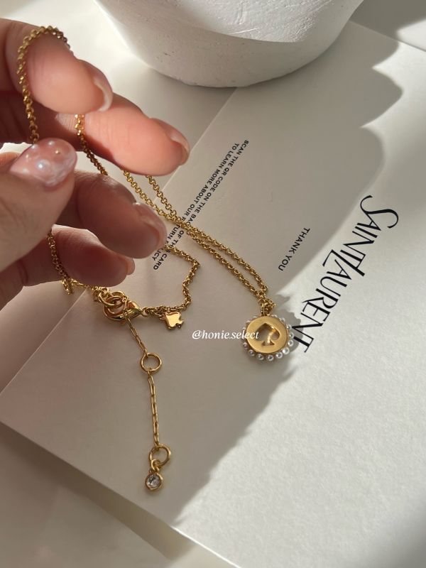 Kate Spade 新款鏤空珍珠邊圓形黑桃項鍊 