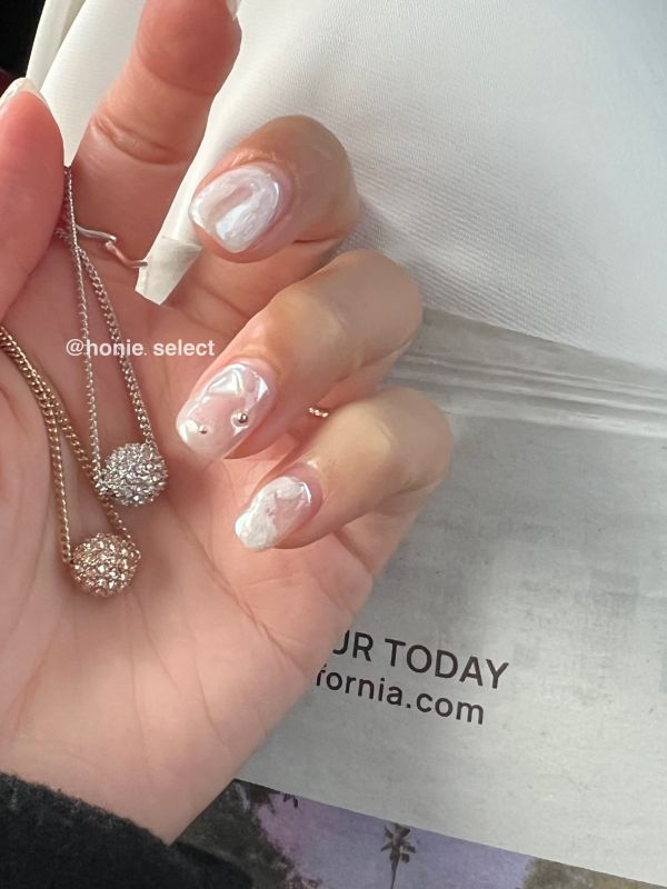 GIVENCHY 紀梵希許願球項鍊 美國年末限時特價 