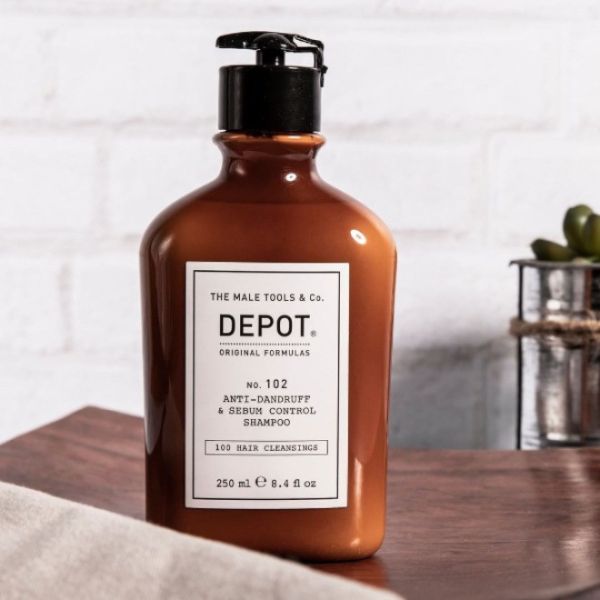 DEPOT no.102 抗屑控油洗髮精 