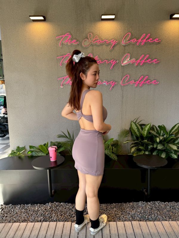 Off shoulder dress｜斜肩時尚褲裙 