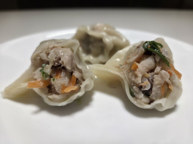 豆薯黑豬水餃 •	豆薯水餃
	•	蔥香水餃
	•	黑豬水餃
	•	手工水餃
	•	清爽水餃
	•	香村園水餃