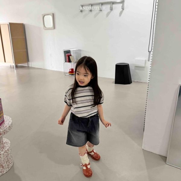 復古刷白牛仔五分短褲 韓國童裝,男童夏裝,中性童裝,童裝推薦,2026夏季童裝,男童穿搭,韓系童裝,中性穿搭,韓國代購