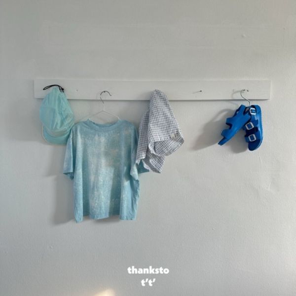 藝術噴墨短袖上衣 韓國童裝,質感童裝,童裝推薦,韓系風格,男女童裝,韓風穿搭,韓國代購,韓國空運,親子穿搭