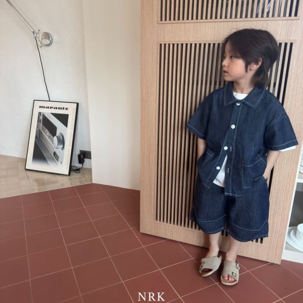 帥氣牛仔襯衫套裝 韓國童裝,質感童裝,童裝推薦,韓系風格,男女童裝,韓風穿搭,韓國代購,韓國空運,親子穿搭