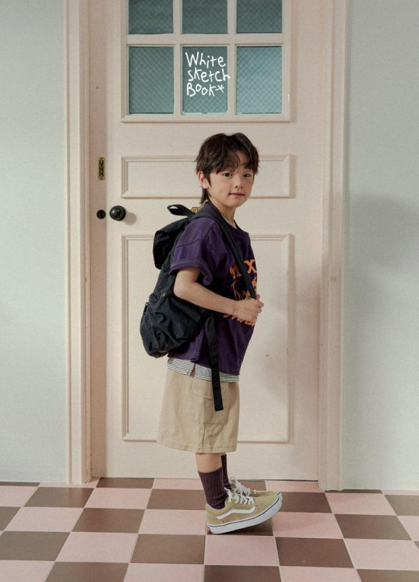 雙側口袋休閒短褲 韓國童裝,男童夏裝,中性童裝,童裝推薦,2026夏季童裝,男童穿搭,韓系童裝,中性穿搭,韓國代購