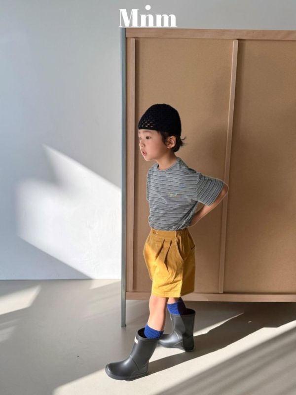 基礎條紋短袖上衣 韓國童裝,男童夏裝,中性童裝,童裝推薦,2026夏季童裝,男童穿搭,韓系童裝,中性穿搭,韓國代購