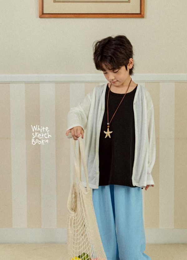 冷氣房必備排釦薄罩衫 韓國童裝,男童夏裝,中性童裝,童裝推薦,2026夏季童裝,男童穿搭,韓系童裝,中性穿搭,韓國代購