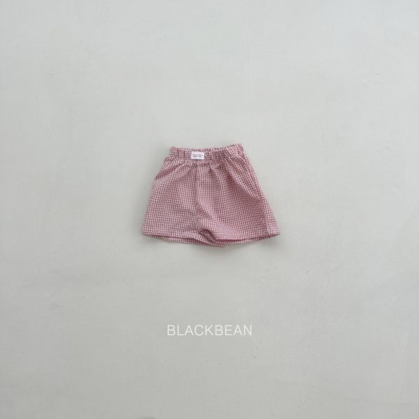 衣櫥必備休閒短褲 韓國童裝,質感童裝,童裝推薦,韓系風格,男女童裝,韓風穿搭,韓國代購,韓國空運,親子穿搭