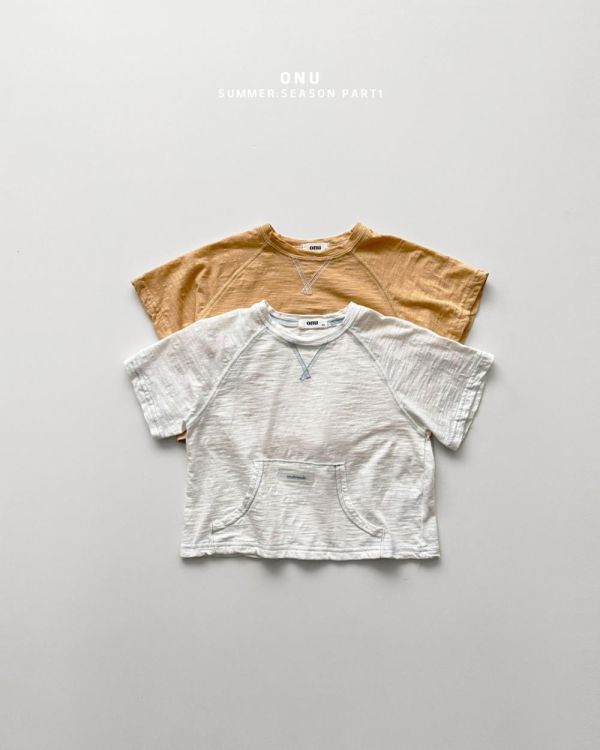 撞色車線袋鼠口袋短袖上衣 韓國童裝,男童夏裝,中性童裝,童裝推薦,2026夏季童裝,男童穿搭,韓系童裝,中性穿搭,韓國代購