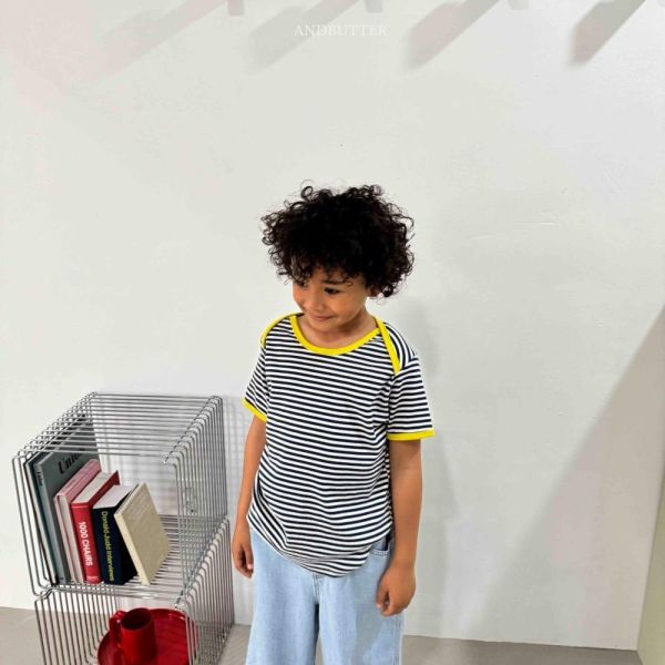 跳色滾邊螺紋短袖上衣 韓國童裝,男童夏裝,中性童裝,童裝推薦,2026夏季童裝,男童穿搭,韓系童裝,中性穿搭,韓國代購