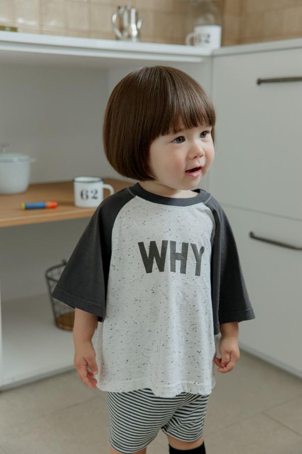 WHY雙色插肩短袖上衣 韓國童裝,男童夏裝,中性童裝,童裝推薦,2026夏季童裝,男童穿搭,韓系童裝,中性穿搭,韓國代購