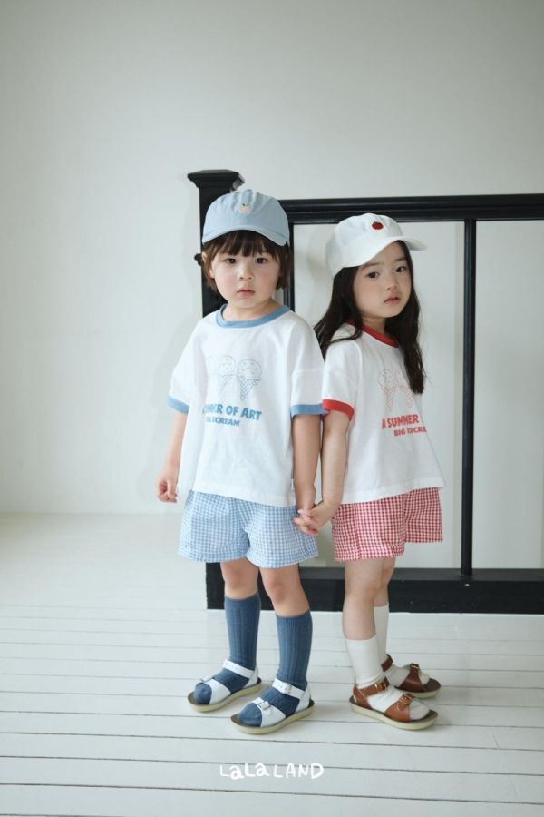 簡單MINI格紋休閒短褲 韓國童裝,男童夏裝,中性童裝,童裝推薦,2026夏季童裝,男童穿搭,韓系童裝,中性穿搭,韓國代購