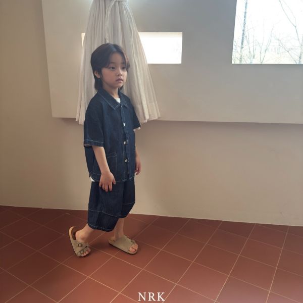 帥氣牛仔襯衫套裝 韓國童裝,質感童裝,童裝推薦,韓系風格,男女童裝,韓風穿搭,韓國代購,韓國空運,親子穿搭