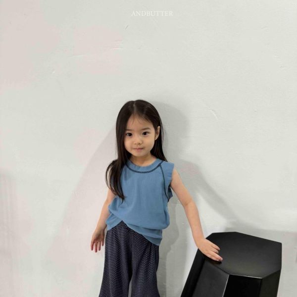 裝試車線寬版背心 韓國童裝,男童夏裝,中性童裝,童裝推薦,2026夏季童裝,男童穿搭,韓系童裝,中性穿搭,韓國代購