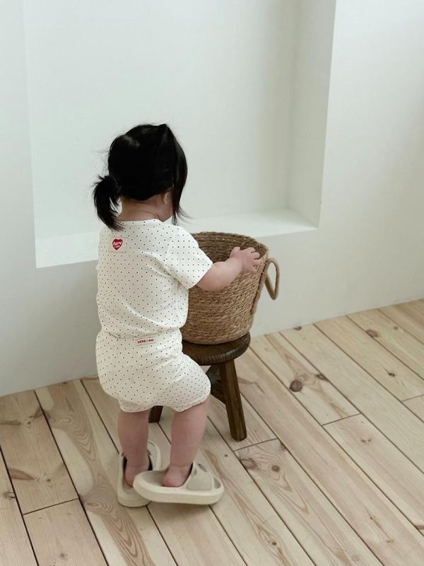 滿滿點點短袖家居服套裝 韓國童裝,男童夏裝,中性童裝,童裝推薦,2026夏季童裝,男童穿搭,韓系童裝,中性穿搭,韓國代購
