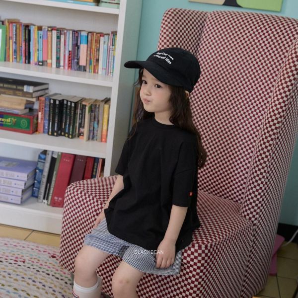 輕鬆格紋短袖套裝 韓國童裝,男童夏裝,中性童裝,童裝推薦,2026夏季童裝,男童穿搭,韓系童裝,中性穿搭,韓國代購
