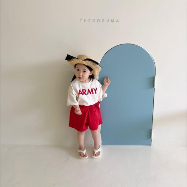 字母ARMY短袖上衣 韓國童裝,男童夏裝,中性童裝,童裝推薦,2026夏季童裝,男童穿搭,韓系童裝,中性穿搭,韓國代購