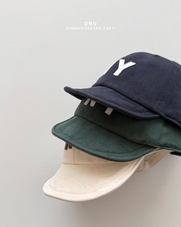 NY貼布繡短簷鴨舌帽 韓國童裝,男童夏裝,中性童裝,童裝推薦,2026夏季童裝,男童穿搭,韓系童裝,中性穿搭,韓國代購