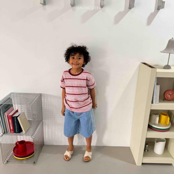 千層條紋短袖上衣 韓國童裝,男童夏裝,中性童裝,童裝推薦,2026夏季童裝,男童穿搭,韓系童裝,中性穿搭,韓國代購