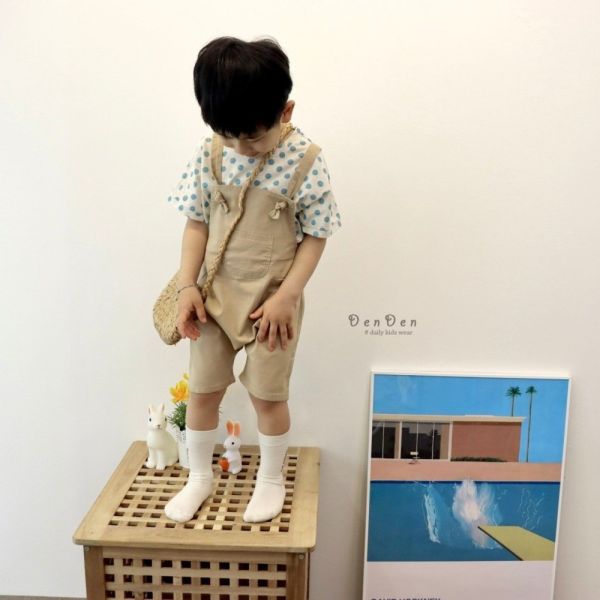 小童限定扭結吊帶短褲 韓國童裝,韓國代購,正韓童裝,男女童裝,質感童裝,童裝推薦,親子穿搭,韓系風格,韓系童裝,兒童吊帶褲