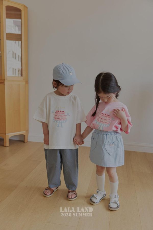 美味蛋糕短袖上衣 韓國童裝,男童夏裝,中性童裝,童裝推薦,2026夏季童裝,男童穿搭,韓系童裝,中性穿搭,韓國代購