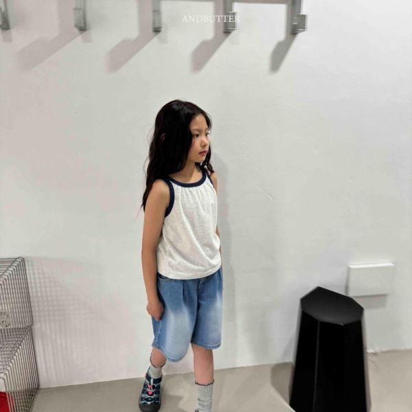 跳色滾邊肩帶背心 韓國童裝,男童夏裝,中性童裝,童裝推薦,2026夏季童裝,男童穿搭,韓系童裝,中性穿搭,韓國代購