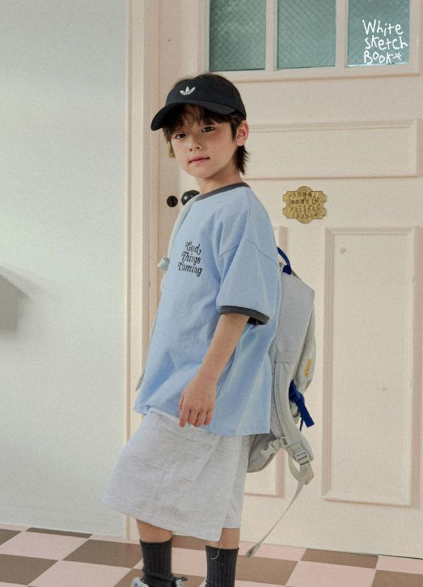 撞色滾邊子母短袖上衣 韓國童裝,男童夏裝,中性童裝,童裝推薦,2026夏季童裝,男童穿搭,韓系童裝,中性穿搭,韓國代購