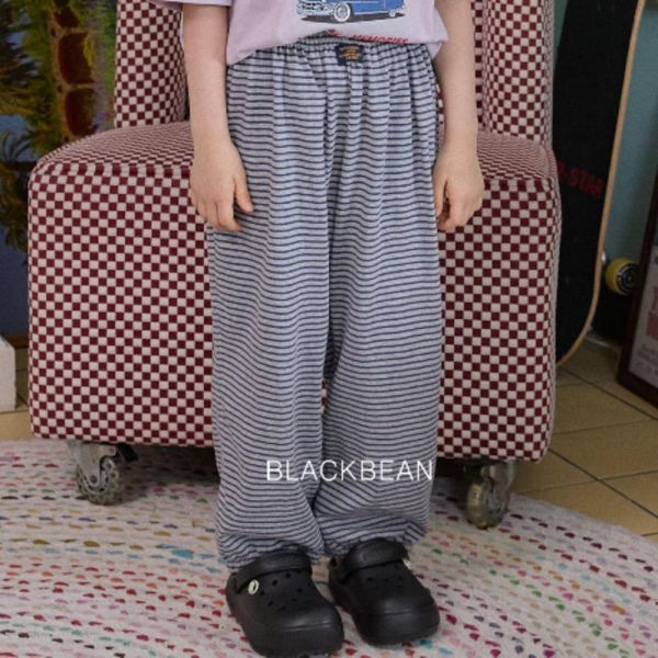 標籤日常條紋縮口長褲 韓國童裝,男童夏裝,中性童裝,童裝推薦,2026夏季童裝,男童穿搭,韓系童裝,中性穿搭,韓國代購