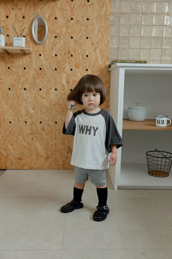 WHY雙色插肩短袖上衣 韓國童裝,男童夏裝,中性童裝,童裝推薦,2026夏季童裝,男童穿搭,韓系童裝,中性穿搭,韓國代購