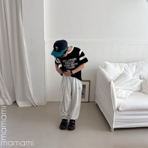 品牌小LOGO縮口舒服棉長褲 韓國童裝,質感童裝,童裝推薦,韓系風格,男女童裝,韓風穿搭,韓國代購,韓國空運