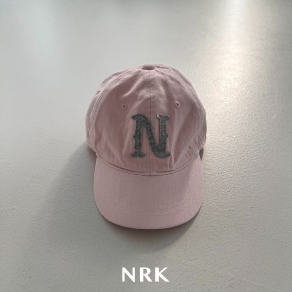 N字防曬棒球帽 韓國童裝,質感童裝,童裝推薦,韓系風格,男女童裝,韓風穿搭,韓國代購,韓國空運,親子穿搭