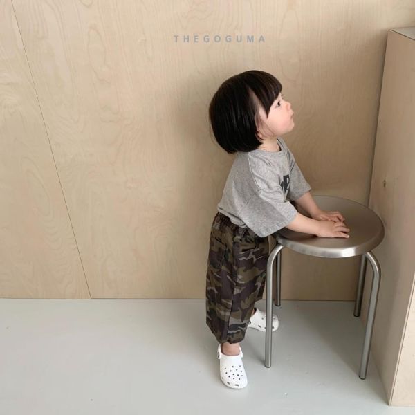 帥氣迷彩百慕達短褲 韓國童裝,男童夏裝,中性童裝,童裝推薦,2026夏季童裝,男童穿搭,韓系童裝,中性穿搭,韓國代購