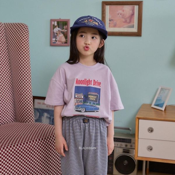 標籤日常條紋縮口長褲 韓國童裝,男童夏裝,中性童裝,童裝推薦,2026夏季童裝,男童穿搭,韓系童裝,中性穿搭,韓國代購