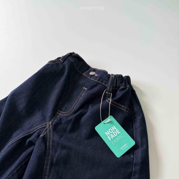 經典色牛仔百慕達短褲 韓國童裝,男童夏裝,中性童裝,童裝推薦,2026夏季童裝,男童穿搭,韓系童裝,中性穿搭,韓國代購