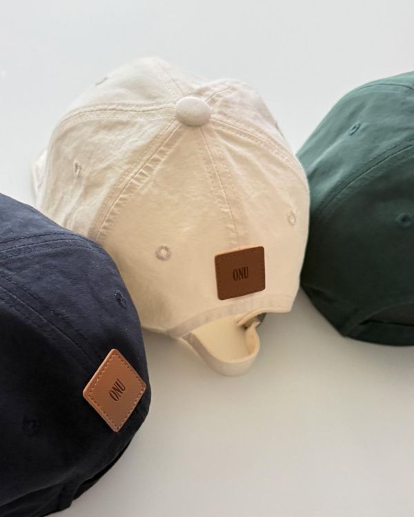 NY貼布繡短簷鴨舌帽 韓國童裝,男童夏裝,中性童裝,童裝推薦,2026夏季童裝,男童穿搭,韓系童裝,中性穿搭,韓國代購