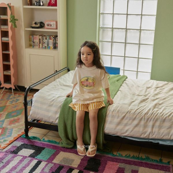 水果印花短袖上衣 韓國童裝,男童夏裝,中性童裝,童裝推薦,2026夏季童裝,男童穿搭,韓系童裝,中性穿搭,韓國代購