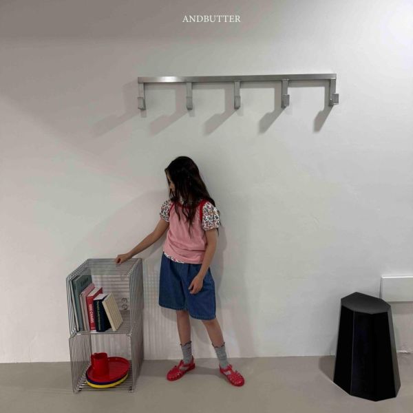 工裝愛心口袋牛仔五分短褲 韓國童裝,男童夏裝,中性童裝,童裝推薦,2026夏季童裝,男童穿搭,韓系童裝,中性穿搭,韓國代購