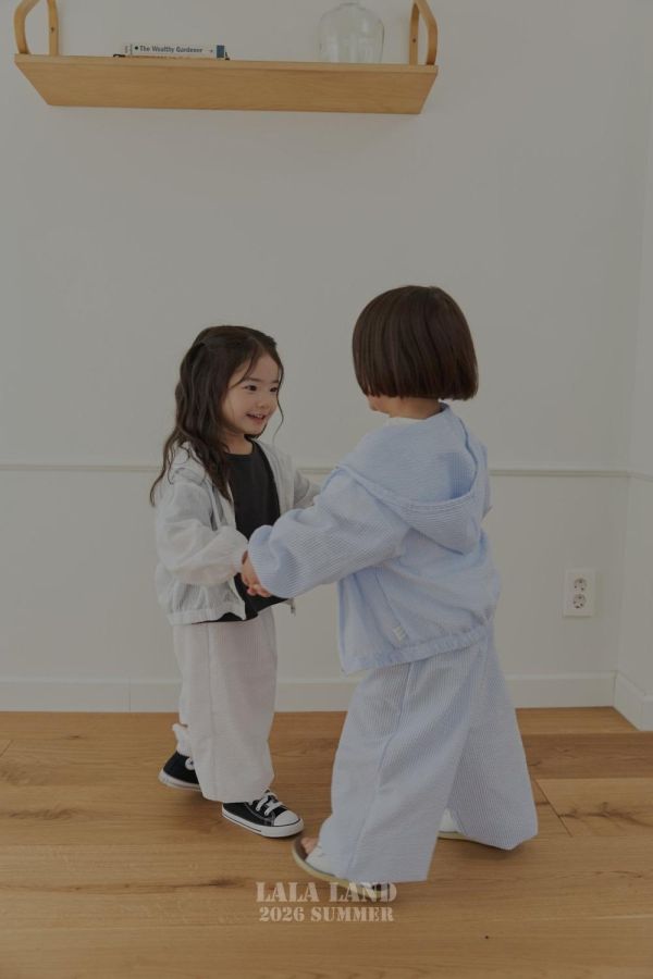 空氣感泡泡紗連帽外套 韓國童裝,男童夏裝,中性童裝,童裝推薦,2026夏季童裝,男童穿搭,韓系童裝,中性穿搭,韓國代購