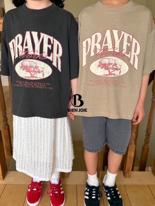 PRAYER短袖上衣 韓國童裝,質感童裝,童裝推薦,韓系風格,男女童裝,韓風穿搭,韓國代購,韓國空運,親子穿搭