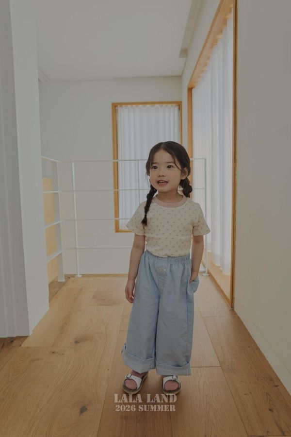 清新微落地直筒寬褲 韓國童裝,男童夏裝,中性童裝,童裝推薦,2026夏季童裝,男童穿搭,韓系童裝,中性穿搭,韓國代購