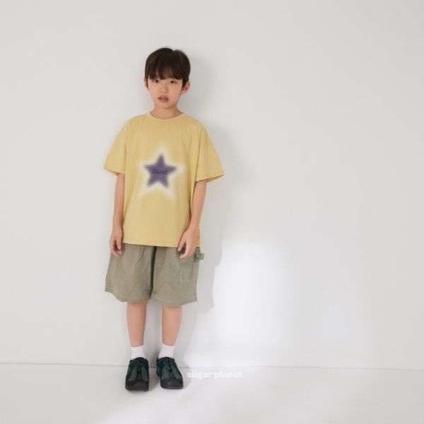 星星光暈短袖上衣 韓國童裝,韓國代購,童裝推薦,男女童裝,韓系穿搭,波波童選基地,BOBOSTUDIO