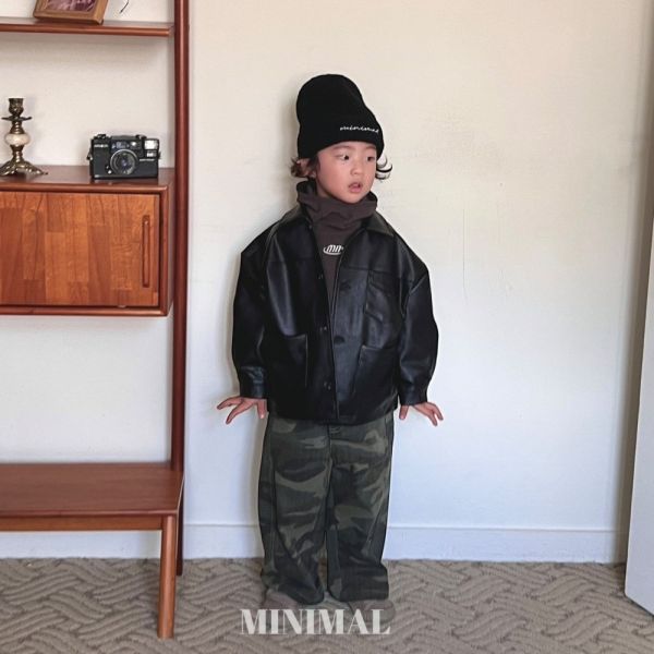 小高領連帽華夫格長袖上衣 韓國童裝,男童秋裝,中性童裝,韓系童裝推薦,2025秋季童裝,韓國男童新款,中性風男童穿搭,秋季男童服飾推薦,小男友穿搭