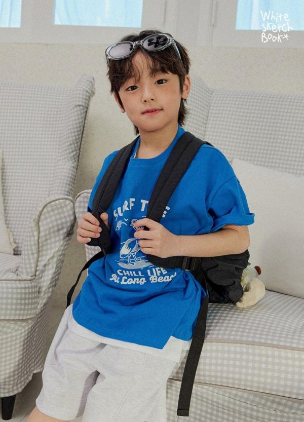 鵜鶘先生衝浪去短袖上衣 韓國童裝,男童夏裝,中性童裝,童裝推薦,2026夏季童裝,男童穿搭,韓系童裝,中性穿搭,韓國代購